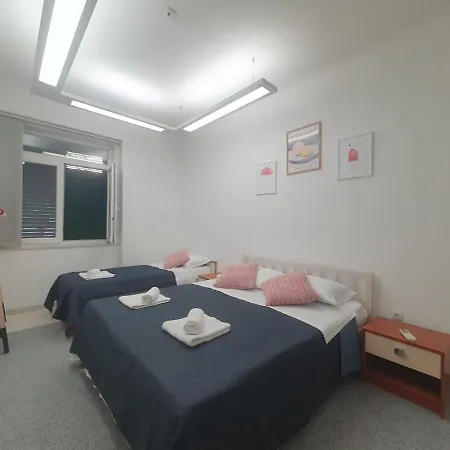 Apartment Group Oasis