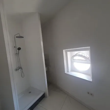 Group Oasis Apartment